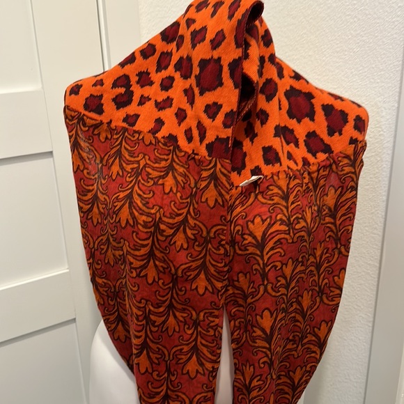 Collectioneighteen Infinity Scarf 🧣 - Picture 3 of 12